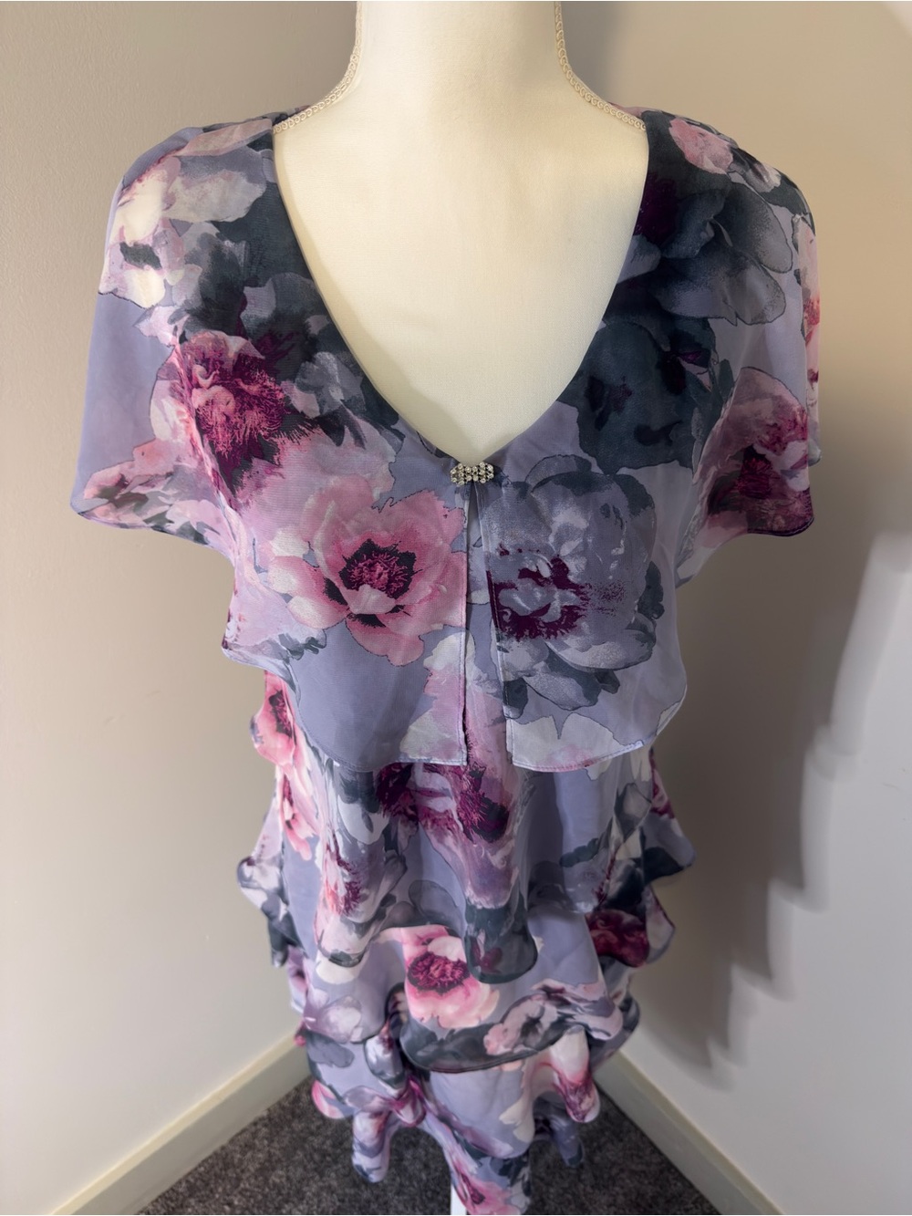 SLNY Floral Chiffon Tiered Dress Size 10 Lavender Pink - Picture 4 of 11